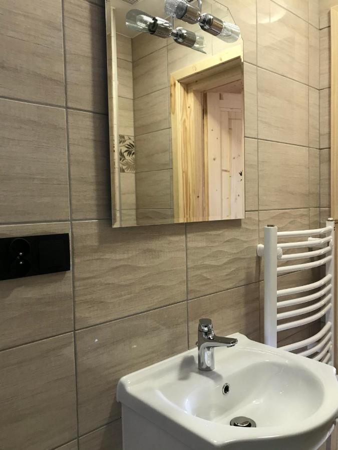U Beaty I Henka, Apartment Lapszanka